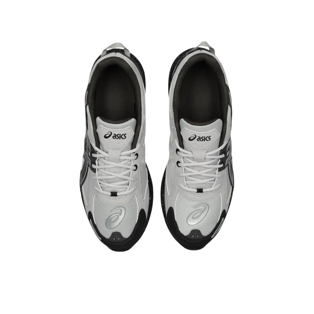 JeevzPlug ASICS Gel-Venture 6 trail running shoes in glacier grey and black with breathable mesh and GEL cushioning.